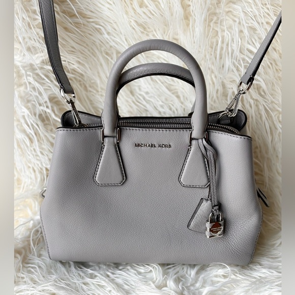 VINTAGE Michael Kors Camille Small Satchel Bag Purse in pearl grey - Picture 2 of 9